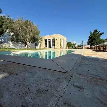 Trullo Dei Pini *
