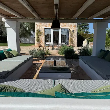 Trullo Dei Pini *