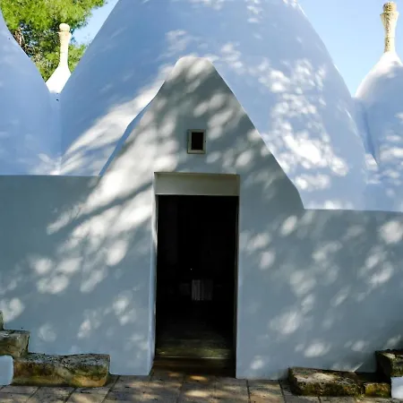 Trullo Dei Pini Villa *